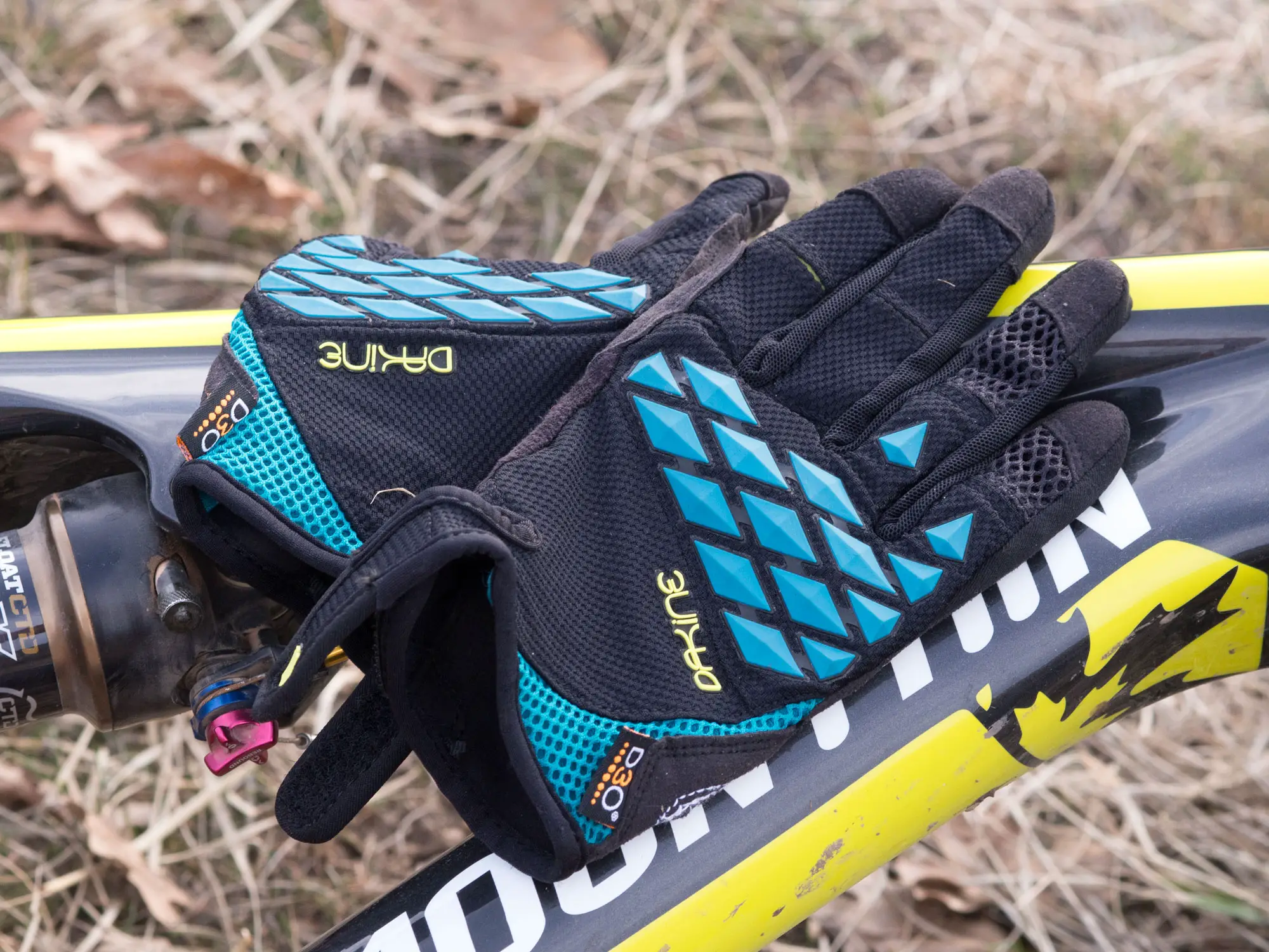 Dakine Store 3 Dakine Store -Dakine Store 5